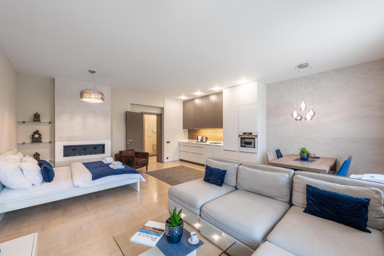 شقة New Luxury Apt With Ac&Parking In The Center Of براغ المظهر الخارجي الصورة